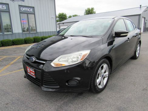 Used 2014 Ford Focus SE FWD image 1