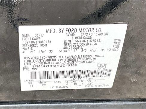 Used 2017 Ford Explorer XLT w/ Equipment Group 202A FWD image 32