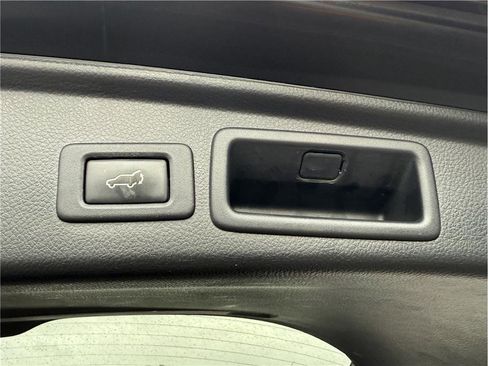 Used 2015 Subaru Forester 2.5i Limited w/ Popular Package #2 image 22