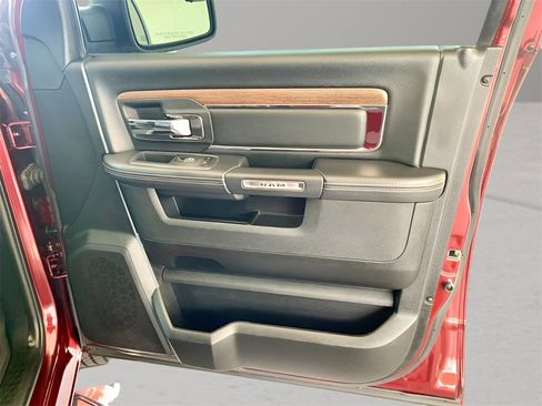 Used 2019 RAM 1500 Laramie w/ Convenience Group image 27