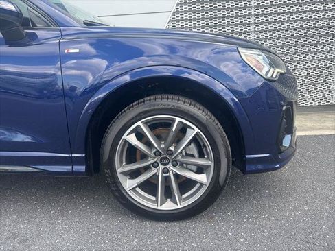 Used 2025 Audi Q3 2.0T Premium w/ Convenience Package AWD/4WD image 6