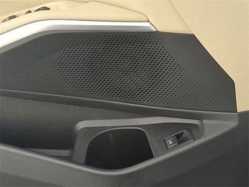 Used 2021 BMW 330i xDrive Sedan w/ Driving Assistance Package image 70