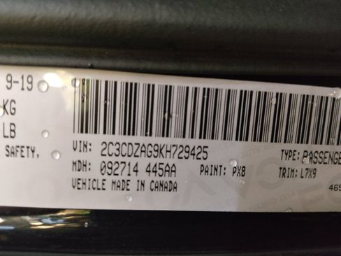 Used 2019 Dodge Challenger SXT image 33