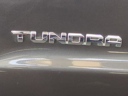 Used 2016 Toyota Tundra SR5 w/ TRD Off Road Package AWD/4WD image 10