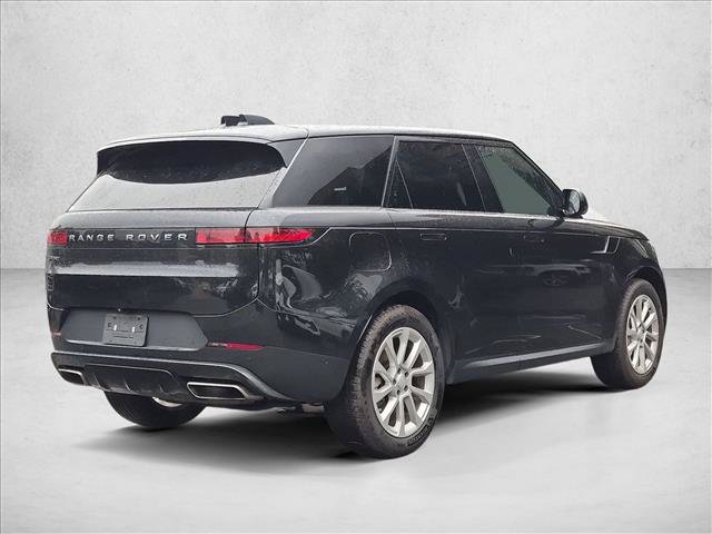 Used 2024 Land Rover Range Rover Sport SE AWD/4WD image 5