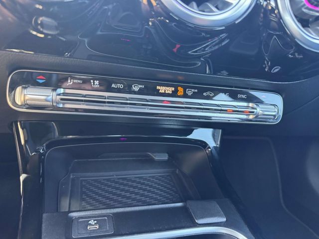 Used 2025 Mercedes-Benz CLA 250 4MATIC image 32