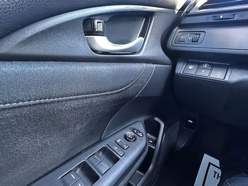 Used 2021 Honda Insight EX image 11