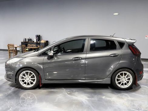 Used 2016 Ford Fiesta ST image 4
