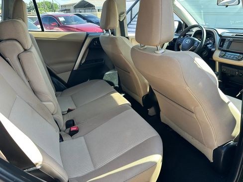 Used 2013 Toyota RAV4 XLE FWD image 15