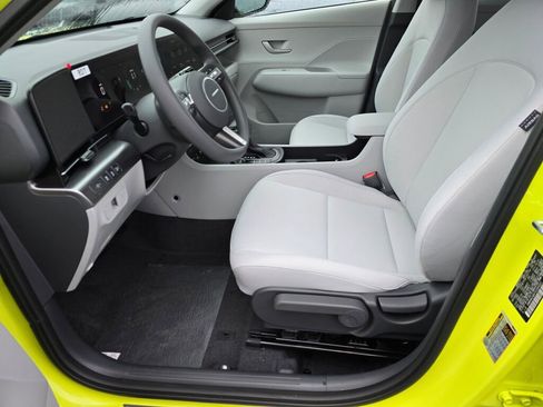 New 2026 Hyundai Kona SE image 19
