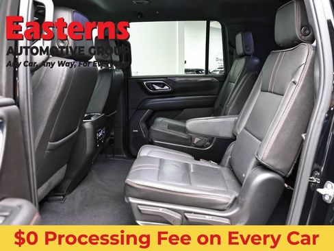 Used 2022 Chevrolet Suburban RST w/ Luxury Package AWD/4WD image 22