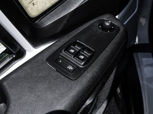 Used 2023 RAM ProMaster 2500 FWD image 23