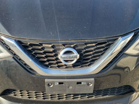 Used 2017 Nissan Sentra SV FWD image 12