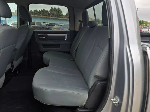 Used 2020 RAM 1500 Classic SLT AWD/4WD image 11