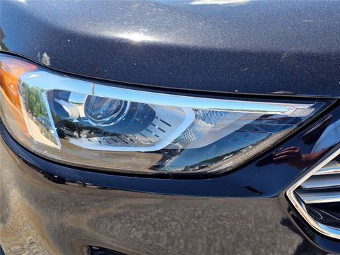 Used 2022 Ford Edge SE AWD/4WD image 4
