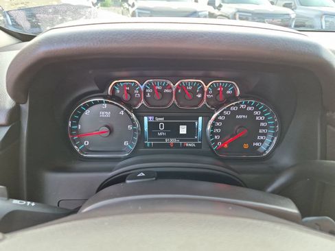 Used 2018 Chevrolet Suburban LT w/ Max Trailering Package AWD/4WD image 26
