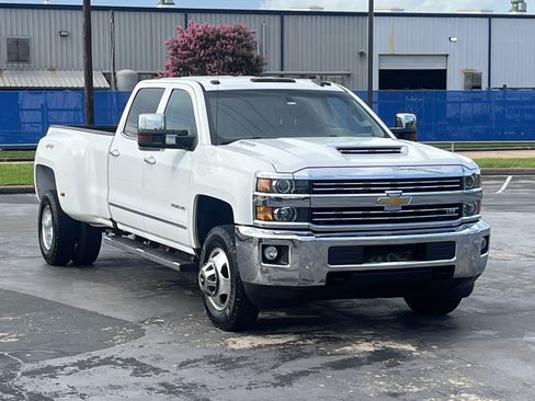 Used 2018 Chevrolet Silverado 3500 LTZ w/ Duramax Plus Package AWD/4WD image 3
