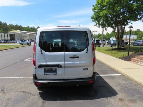 Used 2020 Ford Transit Connect XLT FWD image 6