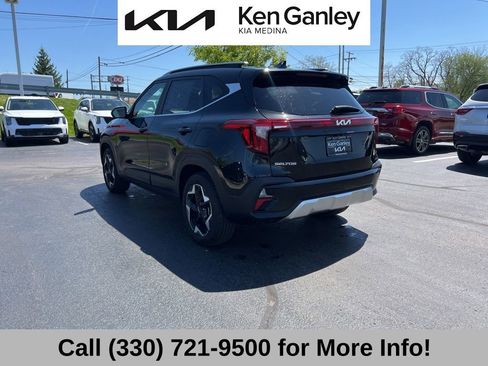 Certified 2025 Kia Seltos EX w/ EX Sunroof Package AWD/4WD image 14