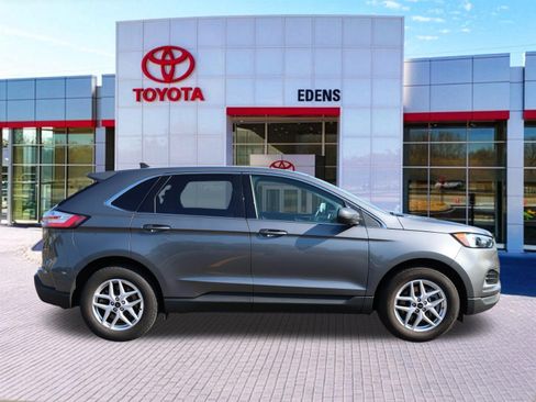 Used 2024 Ford Edge SEL AWD/4WD image 2