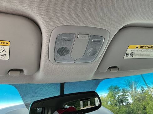 Used 2012 Kia Soul + w/ Audio Pkg FWD image 39