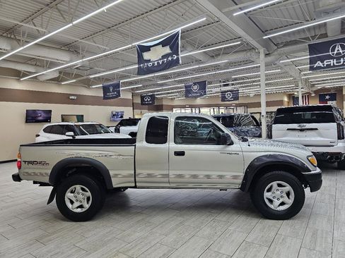 Used 2004 Toyota Tacoma 4x4 Xtracab V6 image 5