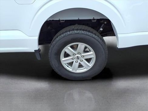 Used 2023 Ford F150 XLT w/ Trailer Tow Package image 21