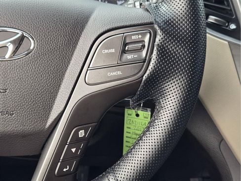 Used 2017 Hyundai Santa Fe Sport FWD image 26