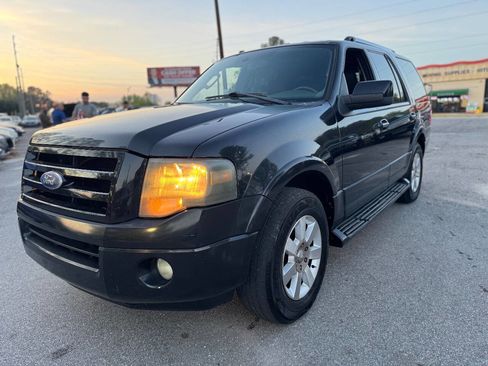 Used 2010 Ford Expedition Limited image 1