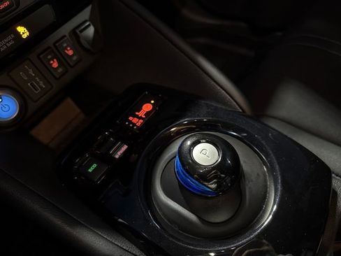 Used 2024 Nissan Leaf SV Plus image 27