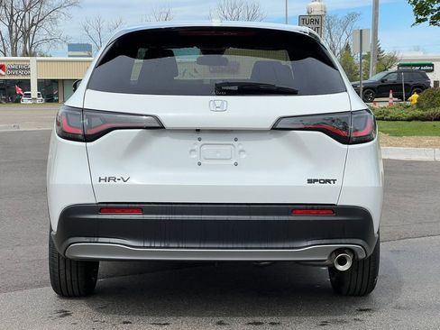 New 2026 Honda HR-V Sport image 43