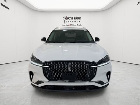 New 2026 Lincoln Aviator 2WD image 33