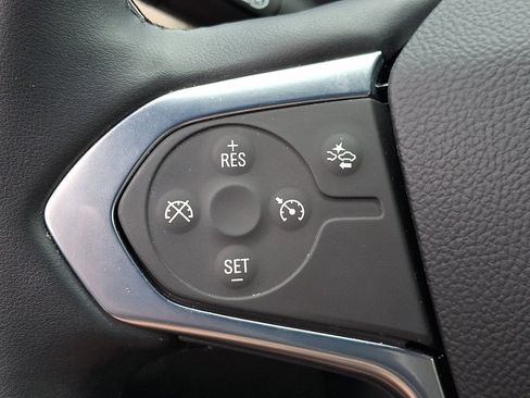 Used 2023 Chevrolet Traverse LT w/ Rear Camera Mirror Package AWD/4WD image 23
