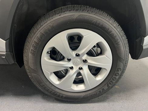 Used 2023 Toyota RAV4 LE image 16