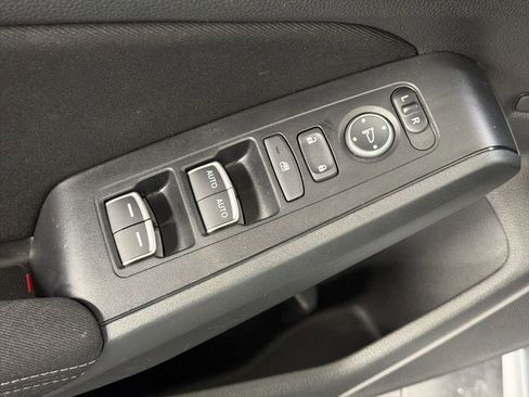 Certified 2025 Honda Civic Sport image 21