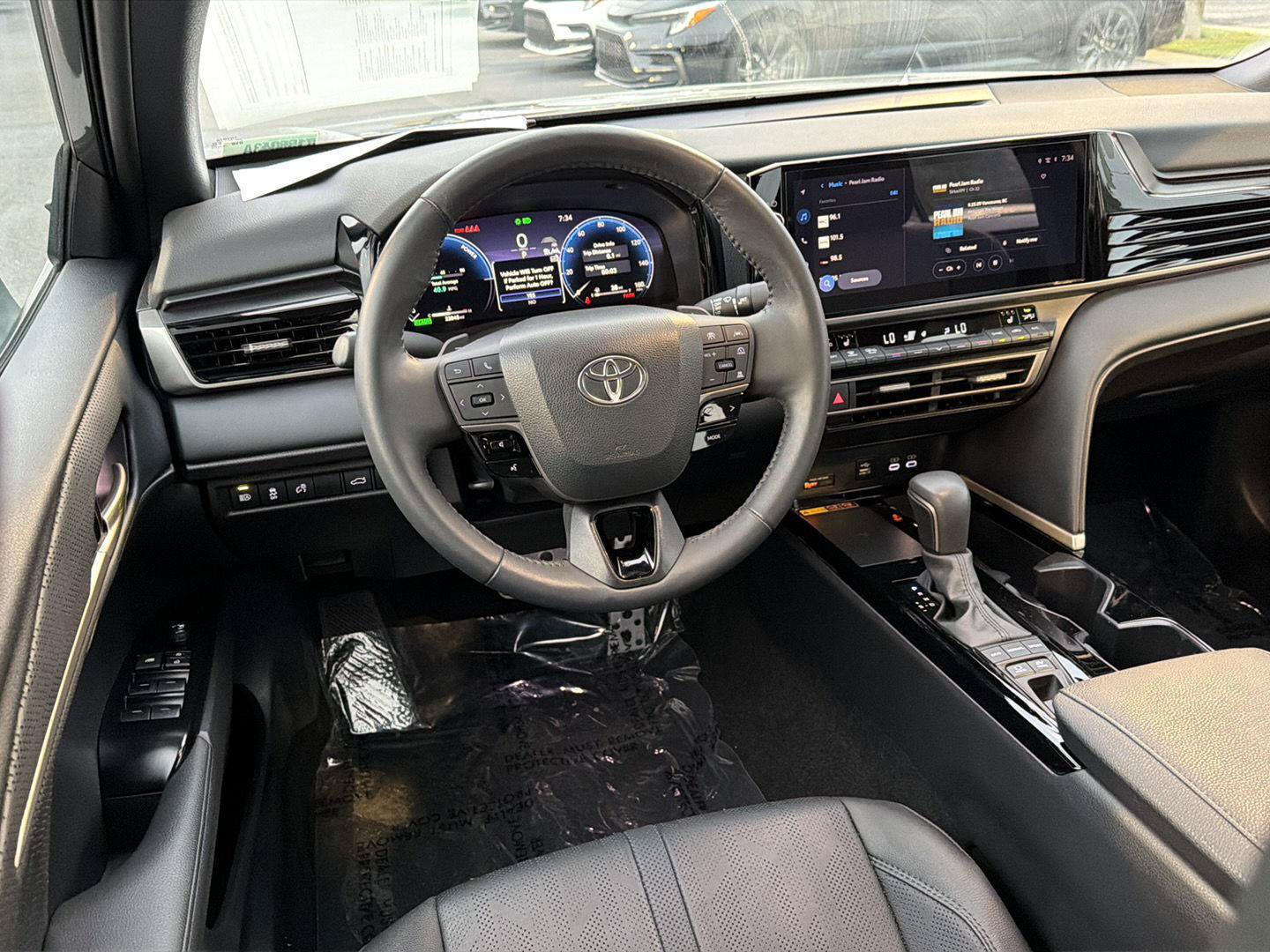 Certified 2025 Toyota Camry XSE FWD image 18