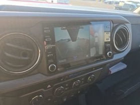Used 2023 Toyota Tacoma TRD Pro AWD/4WD image 10