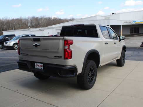 New 2026 Chevrolet Silverado 1500 ZR2 image 4