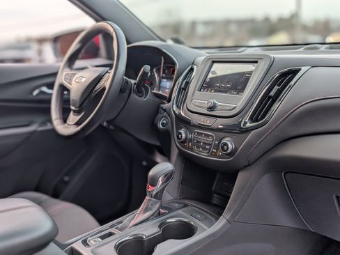 Used 2024 Chevrolet Equinox RS w/ LPO, Floor Liner Package image 48