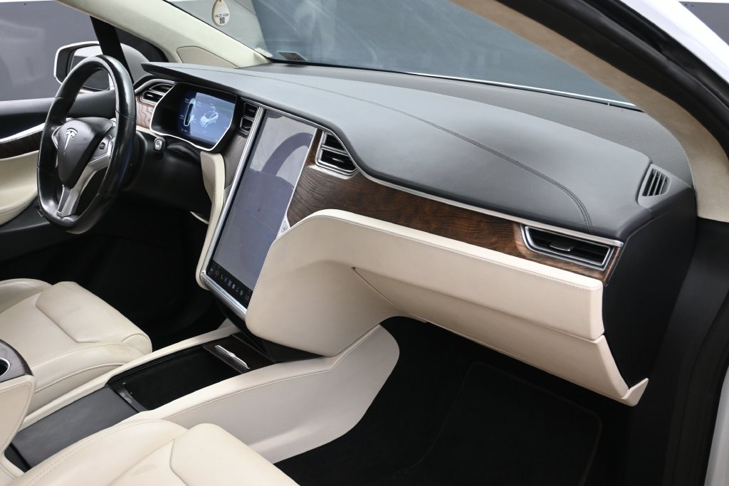 Used 2018 Tesla Model X 100D AWD/4WD image 37