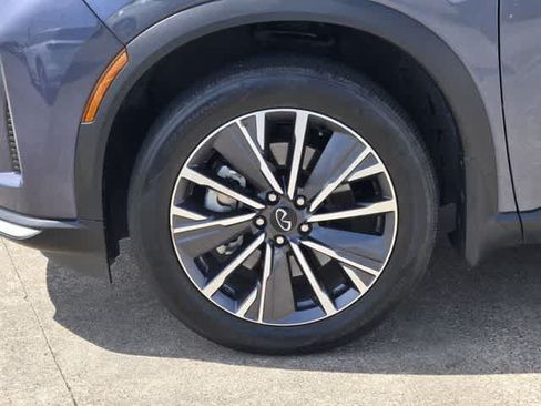 Certified 2026 INFINITI QX60 Luxe w/ Cargo Package FWD image 8