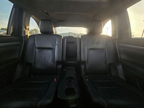 Used 2017 Toyota Highlander Limited Platinum image 30