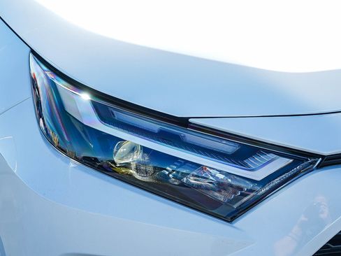 New 2025 Toyota RAV4 XLE image 9