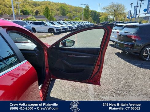 Used 2022 MAZDA MAZDA3 s FWD image 41