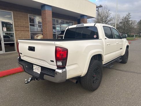 Used 2022 Toyota Tacoma SR5 image 2