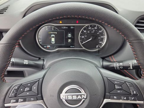 New 2025 Nissan Versa SR image 22