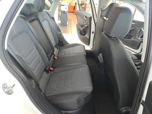 Used 2025 Volkswagen Jetta SEL image 16