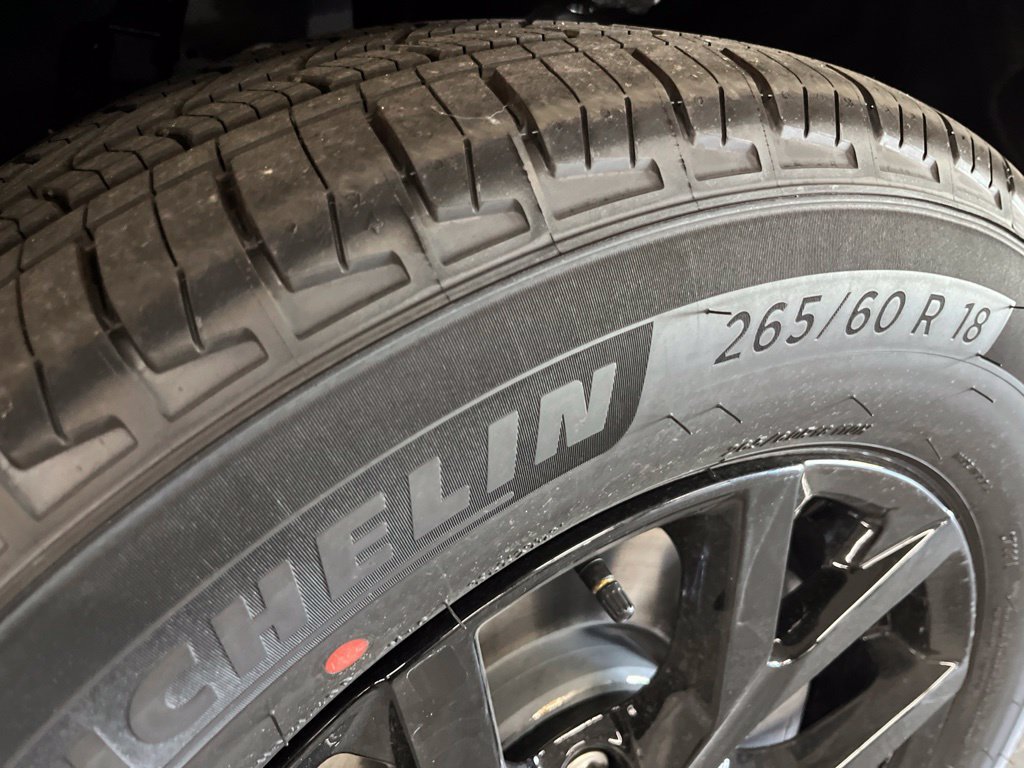 New 2026 Jeep Grand Cherokee Altitude AWD/4WD image 11