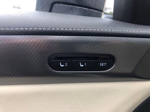 Used 2023 INFINITI QX60 Luxe w/ Vision Package image 9