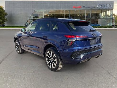 New 2026 Audi Q3 quattro 2.0T AWD/4WD image 5